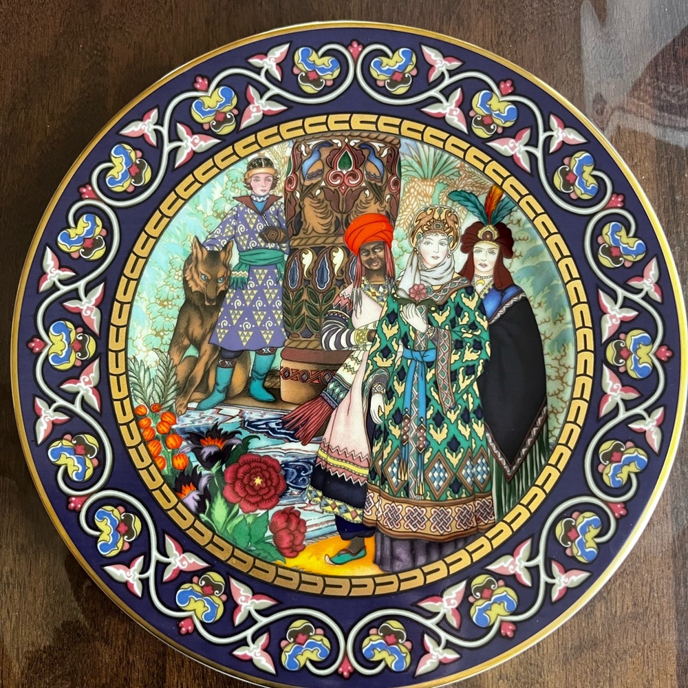 Villeroy & Boch Decorative Wall Plate Russian story